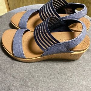 SKECHERS (Bonus Pair Included)Luxe Foam Memory Foam with cork heel Wedges Size 6